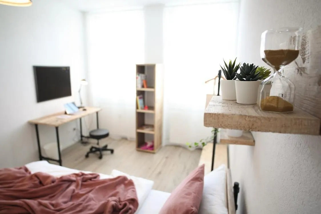 Nest Temporary Ag - Shared Living Klybeck 0*, Basel